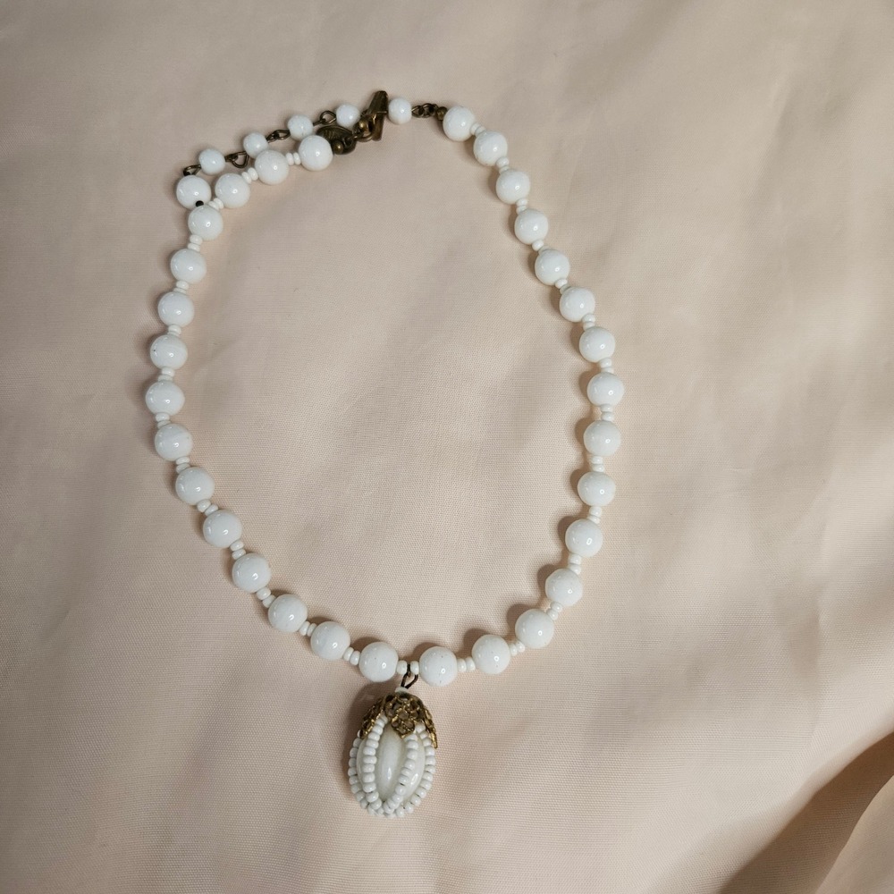 Miriam Haskell Vintage Milk Glass Bead Necklace White Filigree Pendant 16.5"